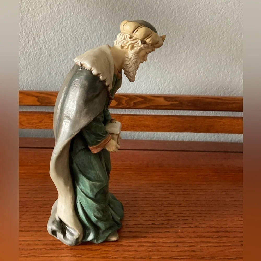 Grandeur Noel Collector's Edition Wise Man Replacement Figurine Nativity